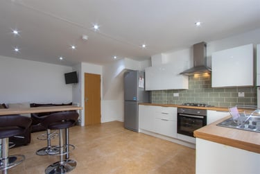 6 bed house, Crwys Place, Plasnewydd, Cardiff, CF244NS - Image 3